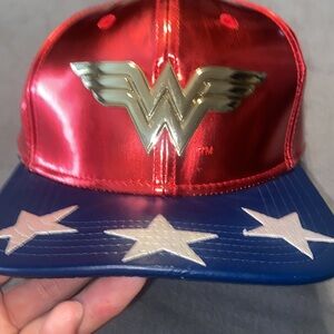 DC Marvel one size fits all Wonder Woman cap red and blue